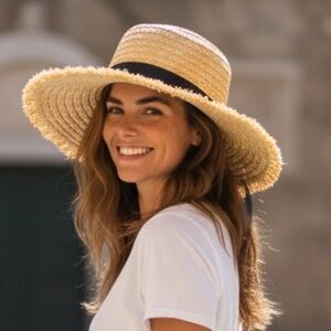 Fashion Hat Woven Sun Hat Fringe Grosgrain Ribbon Band NWT Tan Black 9033